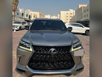 Lexus  LX  570 S  2020  Automatic  105,000 Km  8 Cylinder  Four Wheel Drive (4WD)  SUV  Gray
