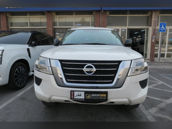 نيسان  باترول  أكس أي  2021  اوتوماتيك  115,000 كم  6 سلندر  دفع رباعي  اس يو في  أبيض