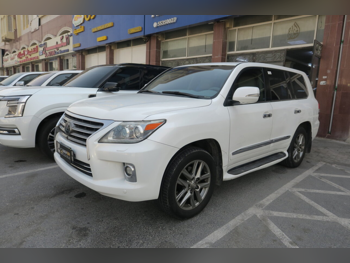 لكزس  ال اكس  570  2014  اوتوماتيك  340,000 كم  8 سلندر  دفع رباعي  اس يو في  أبيض