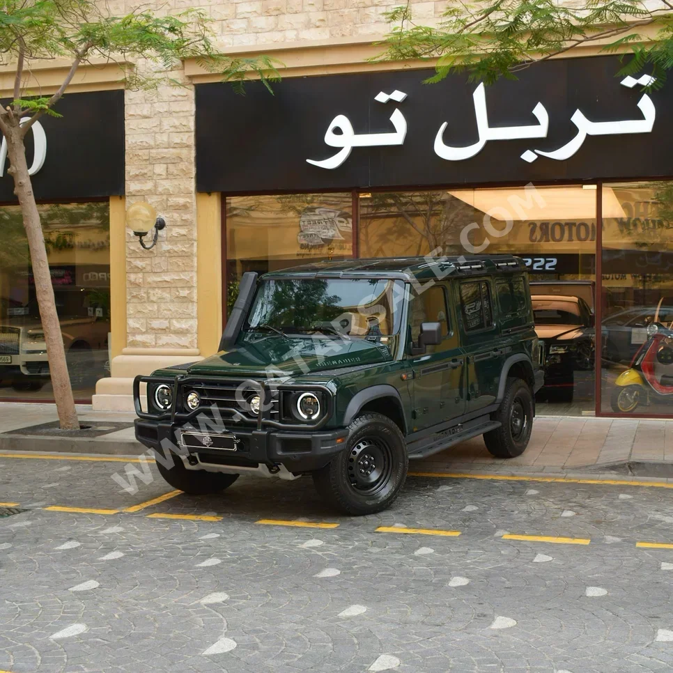 إينوس غرينادير 2023 اوتوماتيك 29,300 كم 4 سلندر دفع رباعي اس يو في أخضر تحت الضمان