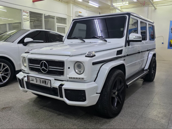 مرسيدس - بنز  جي - كلاس  55 اي ام جي  2008  اوتوماتيك  176,000 كم  8 سلندر  دفع رباعي  اس يو في  أبيض