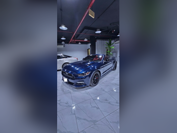 Ford  Mustang  GT  2015  Automatic  162,000 Km  8 Cylinder  Rear Wheel Drive (RWD)  Coupe / Sport  Blue