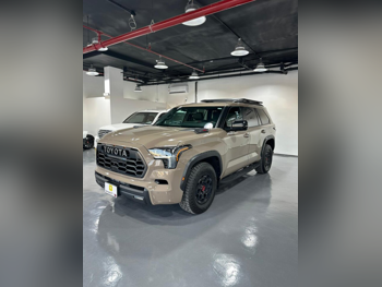 تويوتا  سكويا  تي ار دي برو  2025  اوتوماتيك  2,000 كم  6 سلندر  دفع رباعي  اس يو في  بيج  تحت الضمان