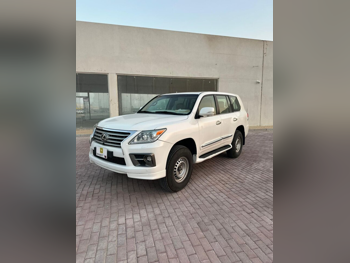 لكزس  ال اكس  570 اس  2009  اوتوماتيك  322,000 كم  8 سلندر  دفع رباعي  اس يو في  أبيض