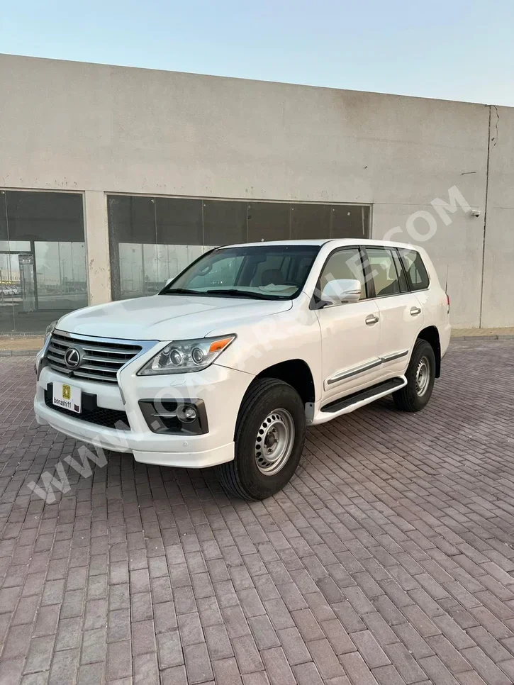 Lexus LX 570 S 2009 Automatic 322,000 Km 8 Cylinder Four Wheel Drive (4WD) SUV White