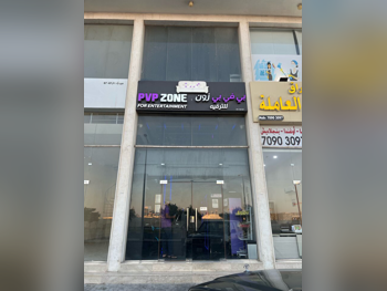 محلات تجارية - مفروشة بالكامل  - الدوحة  للبيع