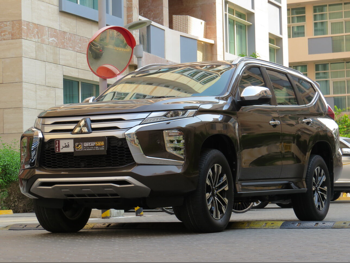 ميتسوبيشي  باجيرو  مونتيرو سبورت  2020  اوتوماتيك  26,700 كم  6 سلندر  دفع رباعي  اس يو في  بني  تحت الضمان