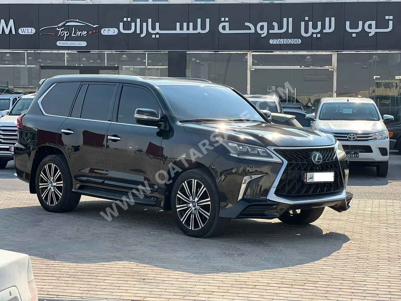 لكزس ال اكس 570 اس 2017 اوتوماتيك 200,000 كم 8 سلندر دفع رباعي اس يو في أسود