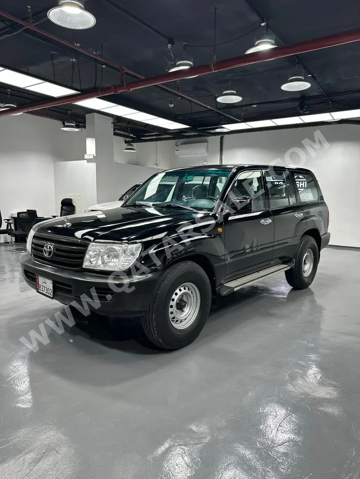 Toyota Land Cruiser G 2006 Automatic 729,000 Km 6 Cylinder Four Wheel Drive (4WD) SUV Black