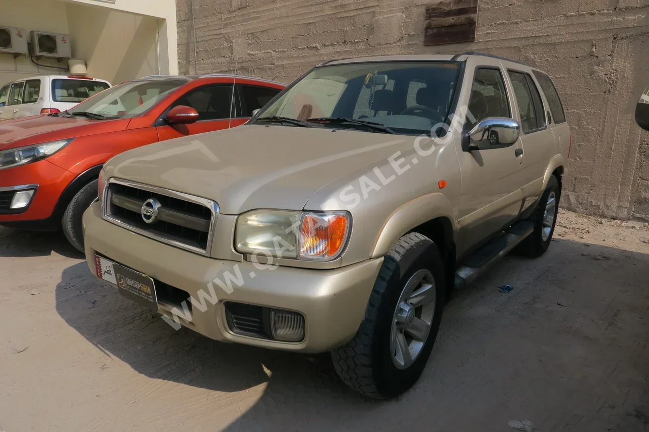 Nissan Pathfinder 2003 Automatic 119,000 Km 6 Cylinder Four Wheel Drive (4WD) SUV Gold