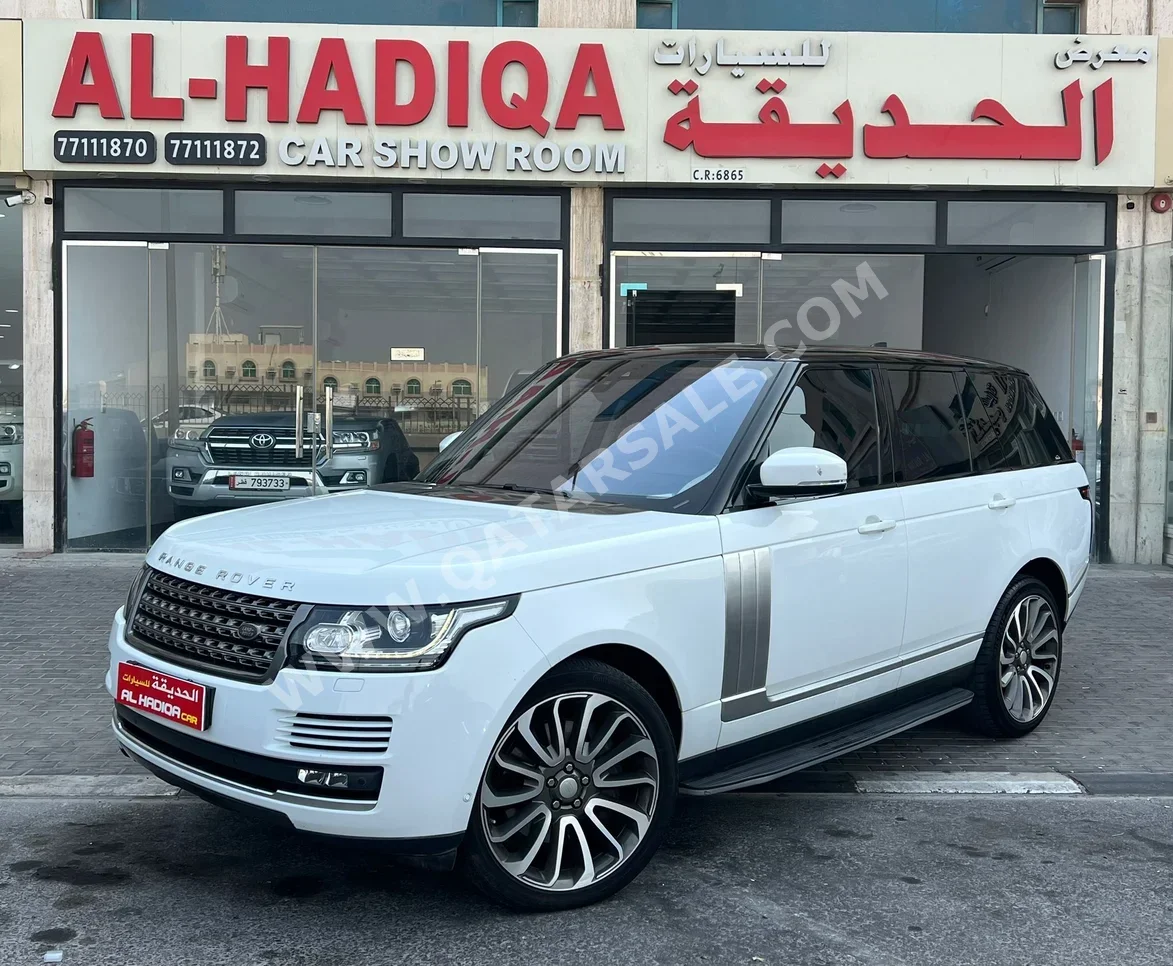 Land Rover Range Rover Vogue 2017 Automatic 114,000 Km 8 Cylinder Four Wheel Drive (4WD) SUV White