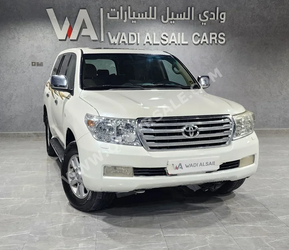 تويوتا لاند كروزر جي اكس ار 2009 اوتوماتيك 413,000 كم 8 سلندر دفع رباعي اس يو في أبيض