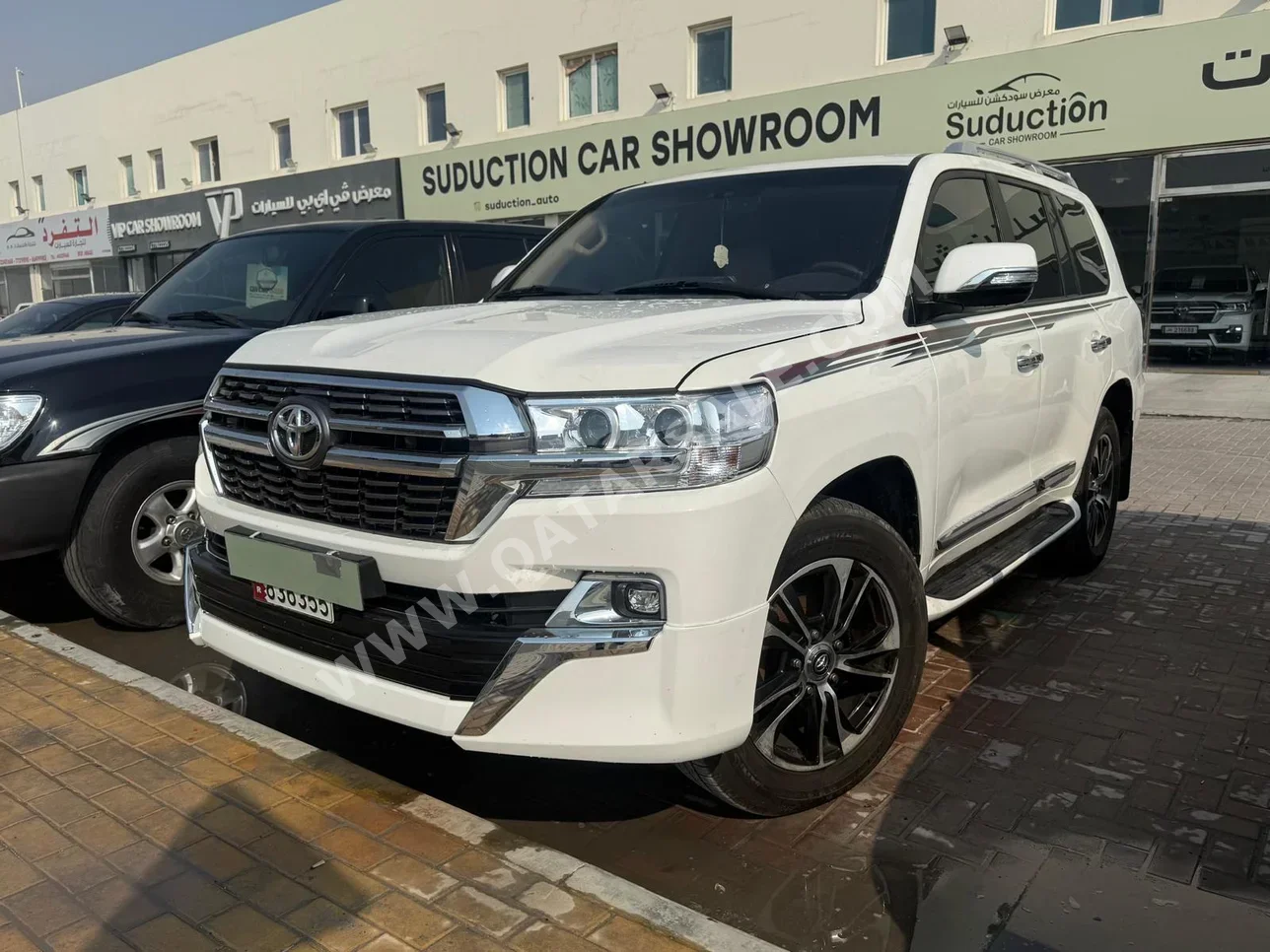 تويوتا لاند كروزر جي اكس ار 2009 اوتوماتيك 390,000 كم 8 سلندر دفع رباعي اس يو في أبيض