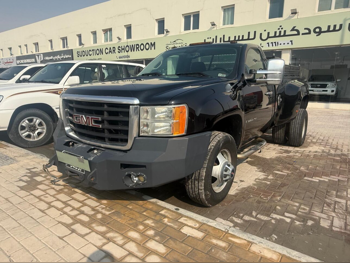 جي ام سي  سييرا  3500  2009  اوتوماتيك  179,000 كم  8 سلندر  دفع رباعي  بيكب  أسود