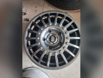 رنقات العجلات بريد \  17 بوصة  2019  2017-2021  4  5