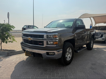 شفروليه  سلفرادو  ال تي  2015  اوتوماتيك  233,000 كم  8 سلندر  دفع رباعي  بيكب  ذهبي