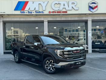 جي ام سي  سييرا  اس ال تي  2024  اوتوماتيك  9,000 كم  8 سلندر  دفع رباعي  بيكب  أسود  تحت الضمان
