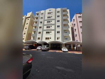 Buildings, Towers & Compounds - Family Residential  - Doha  - Fereej Bin Mahmoud  For Sale