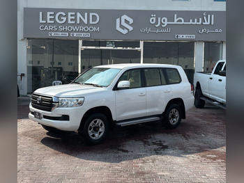 تويوتا  لاند كروزر  جي  2016  اوتوماتيك  86,000 كم  6 سلندر  دفع رباعي  اس يو في  أبيض لؤلؤي