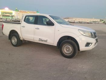 نيسان  نافارا  2020  عادي  145,000 كم  4 سلندر  دفع رباعي  بيكب  أبيض