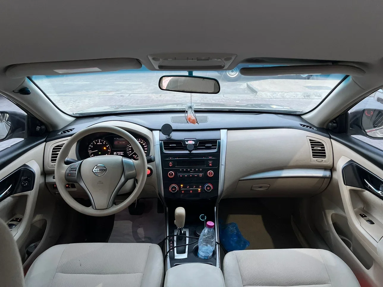 Nissan Altima 2.5 S 2013 Automatic 380,000 Km 4 Cylinder Front Wheel Drive (FWD) Sedan Gold