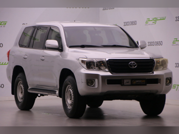 Toyota  Land Cruiser  G  2015  Automatic  241,000 Km  6 Cylinder  Four Wheel Drive (4WD)  SUV  Silver