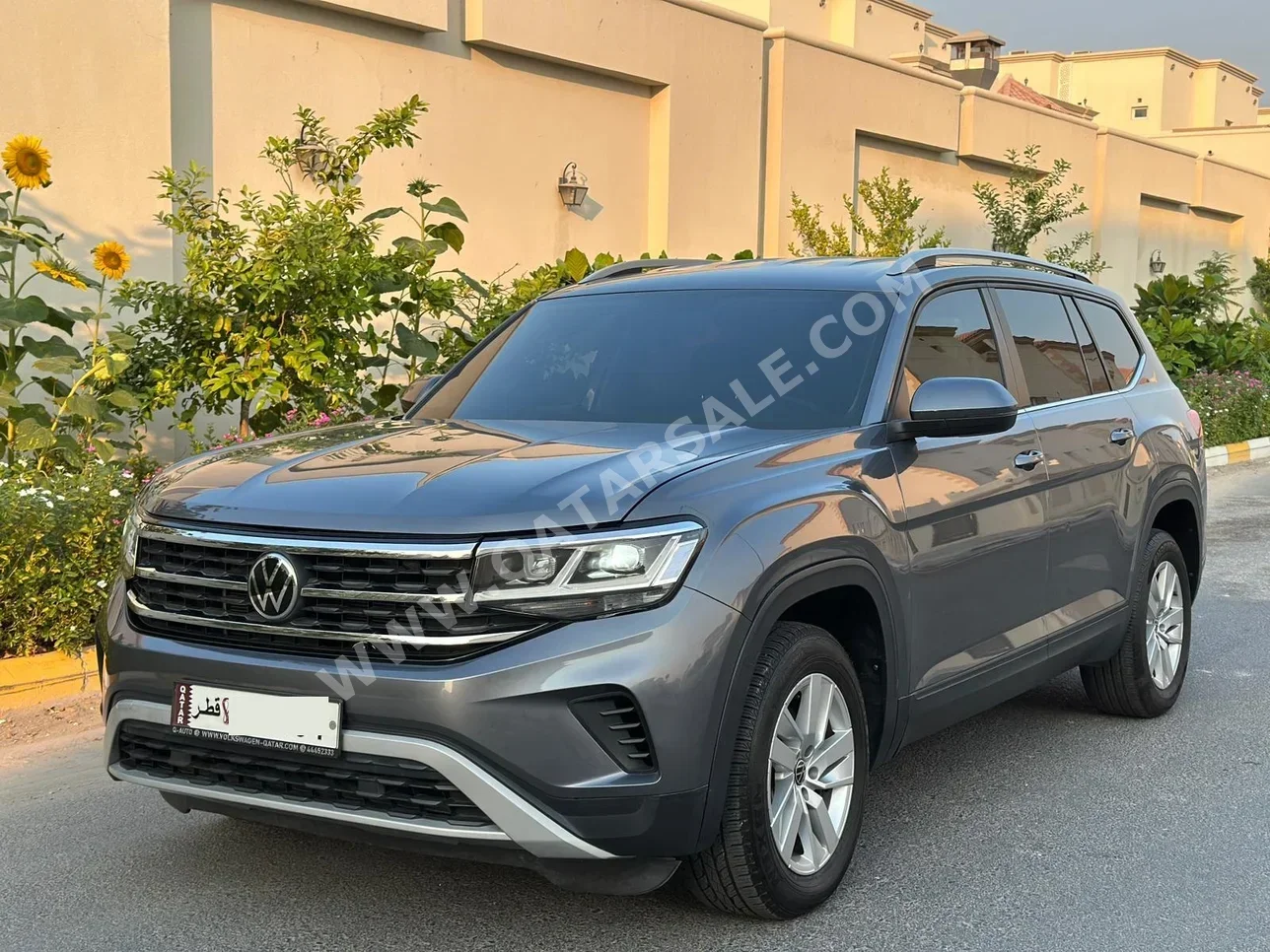 فوكس واغن تيراماونت 2022 اوتوماتيك 58,000 كم 6 سلندر دفع رباعي اس يو في رمادي تحت الضمان