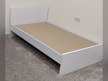 الأسّرة - فردي - أبيض - متضمنة المرتبة