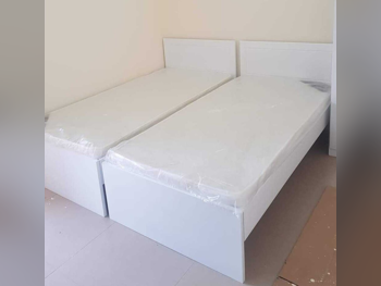 الأسّرة - فردي - أبيض - متضمنة المرتبة