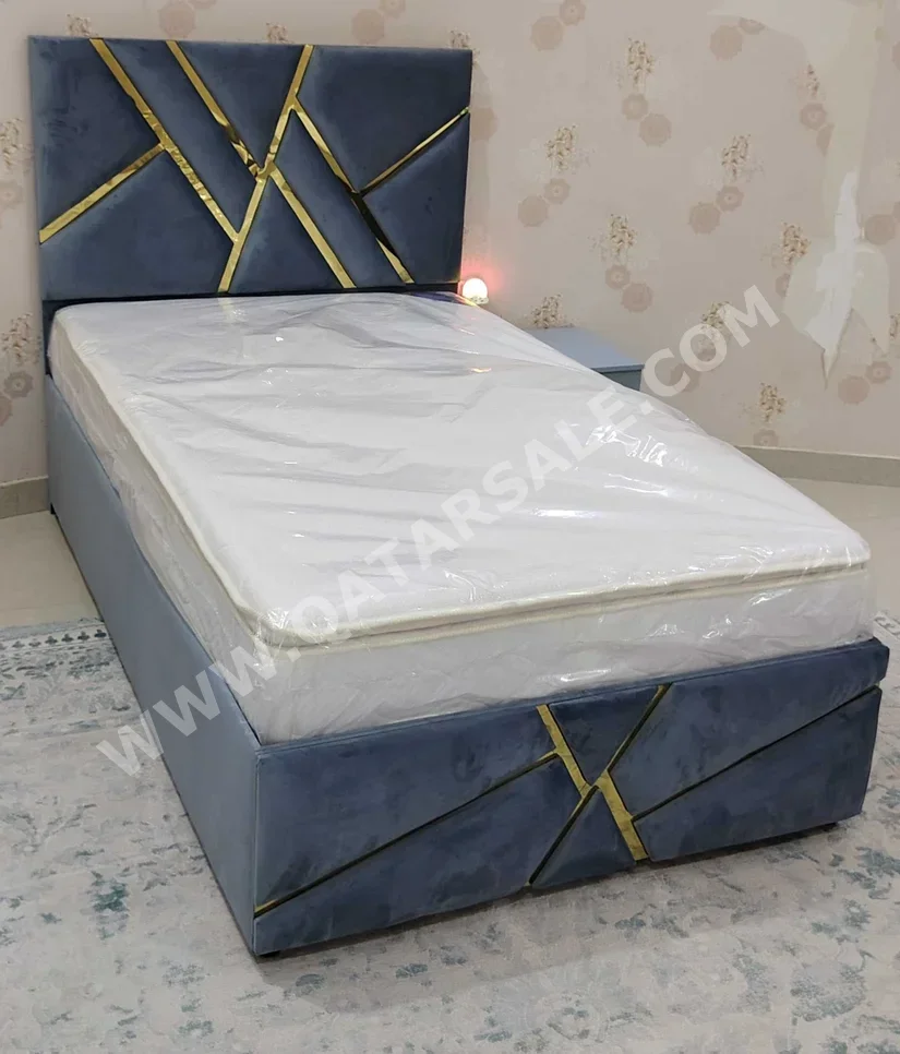 الأسّرة - فردي  - اللون الرمادي  - متضمنة المرتبة