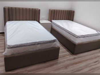 الأسّرة - فردي - بنى - متضمنة المرتبة