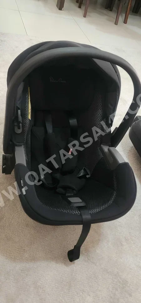 مقاعد السيارة للأطفال - مقعد سيارة للرضّع والأطفال الصغار - أسود