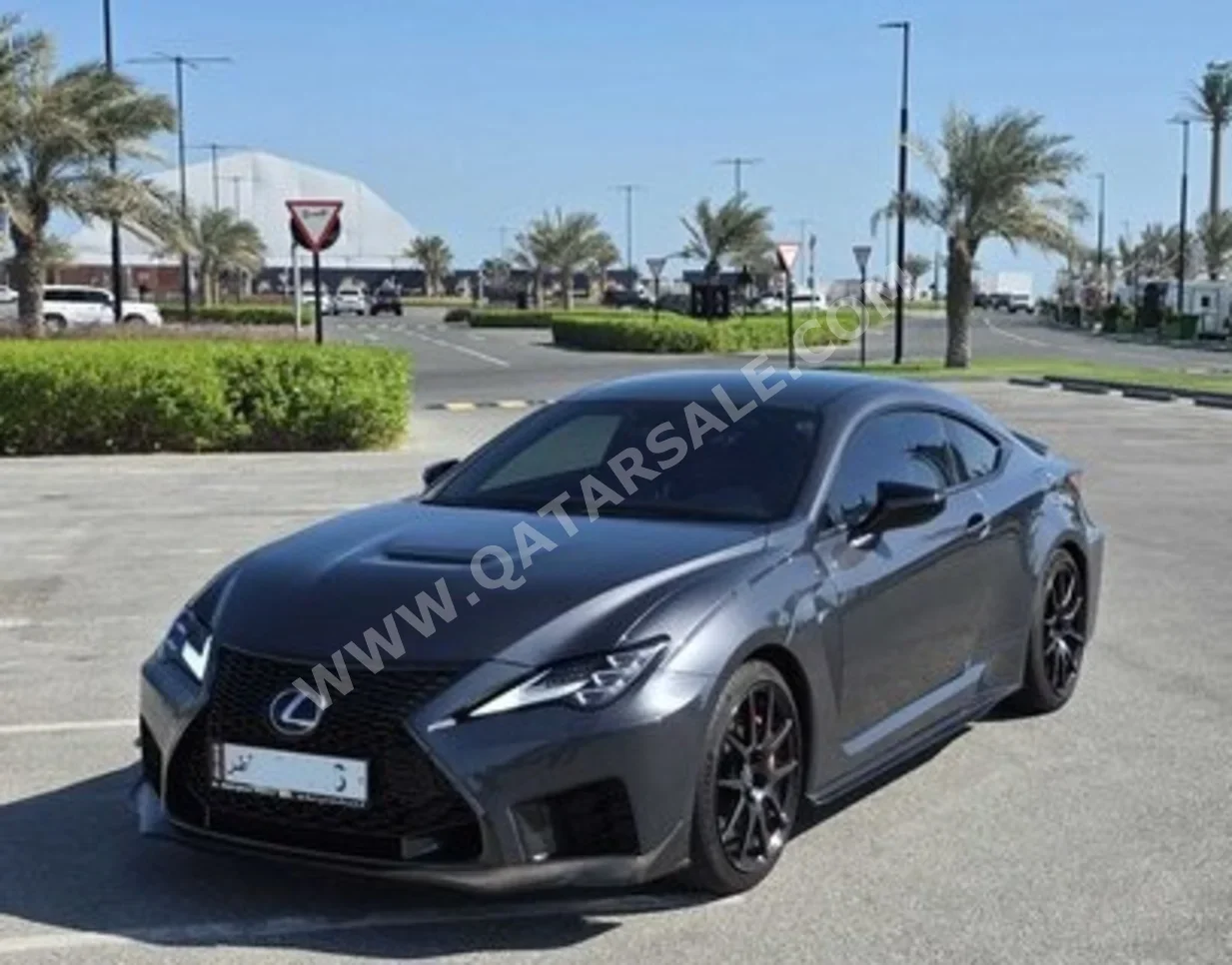 لكزس ار سي اف 2025 اوتوماتيك 3,000 كم 8 سلندر دفع خلفي كوبيه \ سبورت رمادي تحت الضمان