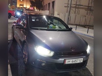 فوكس واغن  شيروكو  توربو  2010  اوتوماتيك  67,000 كم  4 سلندر  سحب امامي  هاتشباك  رمادي