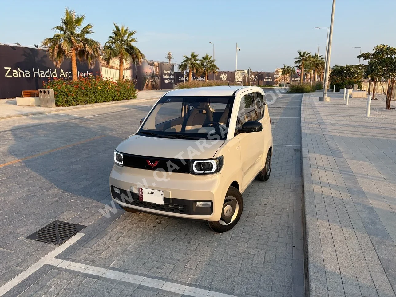 Wuling  Mini EV  2022  Automatic  28,332 Km  0 Cylinder  Rear Wheel Drive (RWD)  Hatchback  Beige