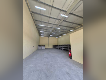 Warehouses & Stores - Al Wakrah  - Barkit Al Awamer  -Area Size: 300 Square Meter
