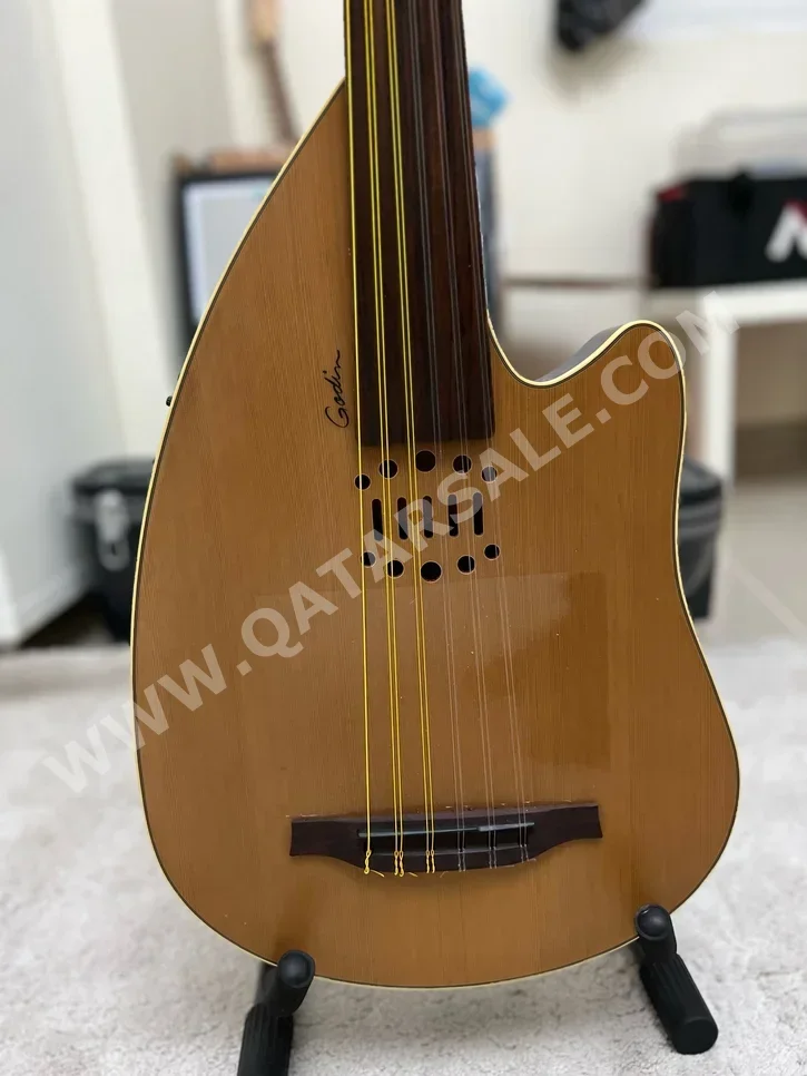 Oud Electric Oud  Beige & Brown  2018  Canada  Bag Case Included /  For Professional
