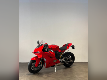 Ducati Panigale V4 S - 2025 - Color Red - Warranty