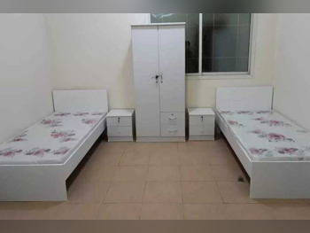 أطقم غرف نوم - قطر ديزاين - طقم مكون من 3 قطع - أبيض