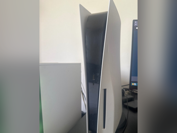 Video Games Consoles - 1 TB  -Included Controllers: 3