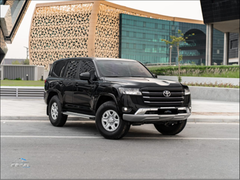 Toyota Land Cruiser GX 2024 Automatic 22,300 Km 6 Cylinder Four Wheel Drive (4WD) SUV Black With Warranty