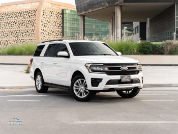 Ford Expedition XLT 2024 Automatic 8,300 Km 6 Cylinder Four Wheel Drive (4WD) SUV White With Warranty