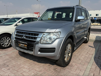 ميتسوبيشي  باجيرو  3.5  2016  اوتوماتيك  188,000 كم  6 سلندر  دفع رباعي  اس يو في  فضي