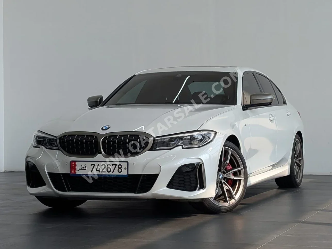 بي ام دبليو الفئة - الثالثة 340i 2021 اوتوماتيك 23,884 كم 6 سلندر دفع كلي مستمر سيدان أبيض تحت الضمان