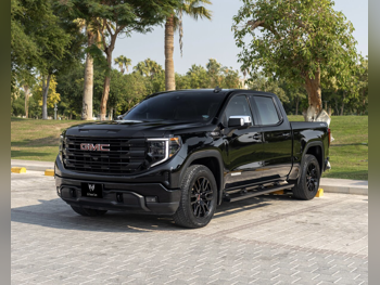 جي ام سي سييرا اليفيشن 2023 اوتوماتيك 40,000 كم 8 سلندر دفع رباعي بيكب أسود تحت الضمان