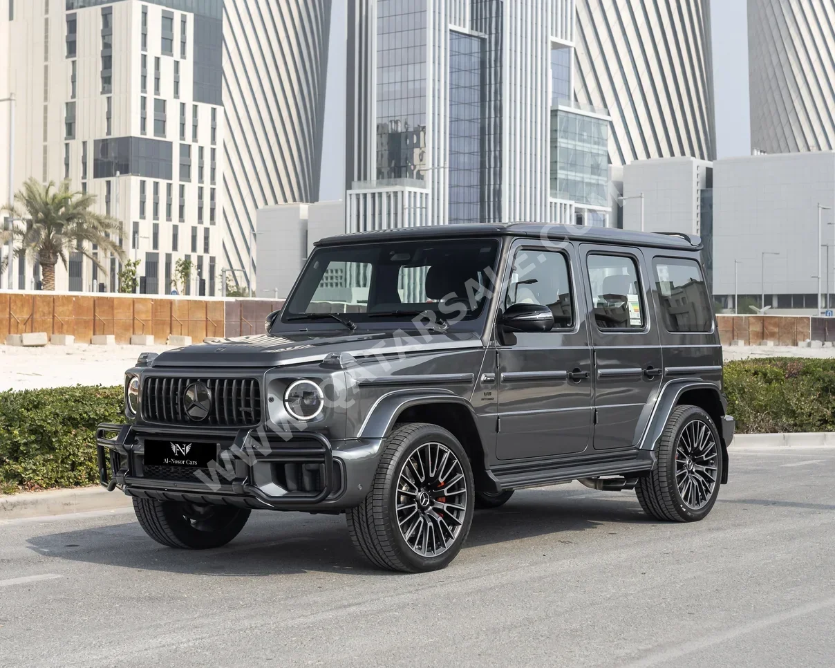 مرسيدس - بنز  جي - كلاس  63 اي ام جي  2025  اوتوماتيك  0 كم  8 سلندر  دفع رباعي  اس يو في  رمادي  تحت الضمان