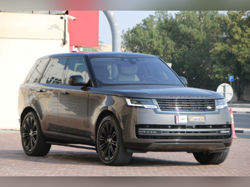 Land Rover  Range Rover  Vogue  Autobiography  2022  Automatic  54,000 Km  8 Cylinder  Four Wheel Drive (4WD)  SUV  Gray  With Warranty