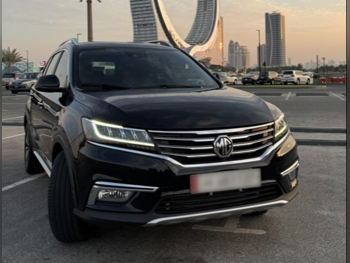 ام جي ار اكس 5 توربو 2022 اوتوماتيك 54,000 كم 4 سلندر دفع كلي مستمر اس يو في أسود تحت الضمان