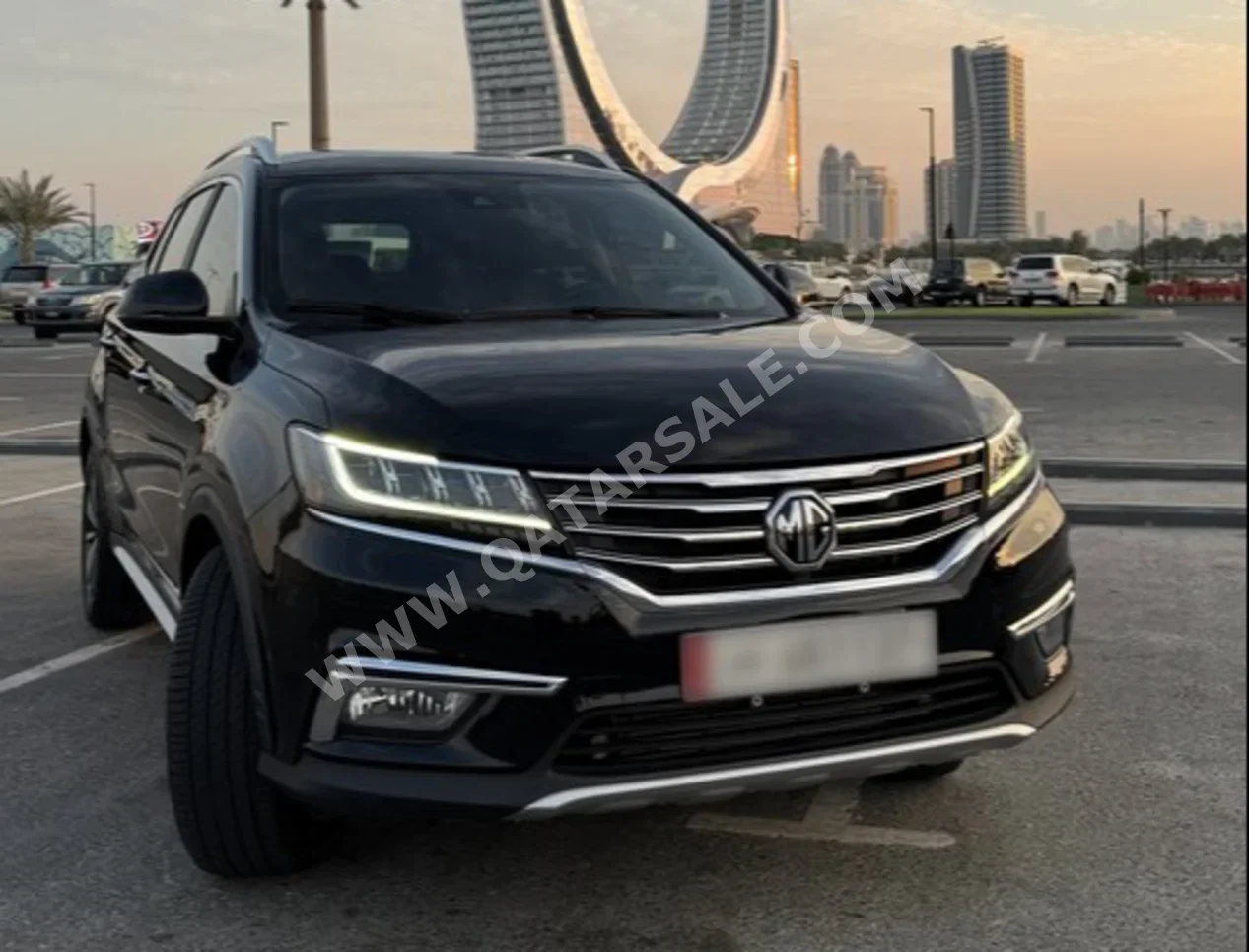 ام جي ار اكس 5 توربو 2022 اوتوماتيك 54,000 كم 4 سلندر دفع كلي مستمر اس يو في أسود تحت الضمان