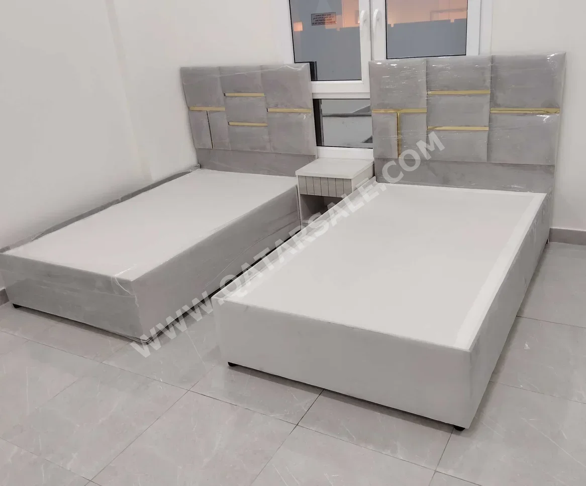 الأسّرة - فردي - اللون الرمادي - متضمنة المرتبة